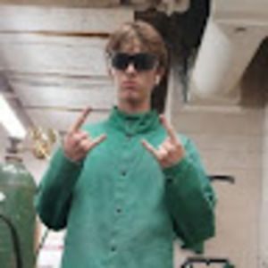 Meet your Posher, Justin